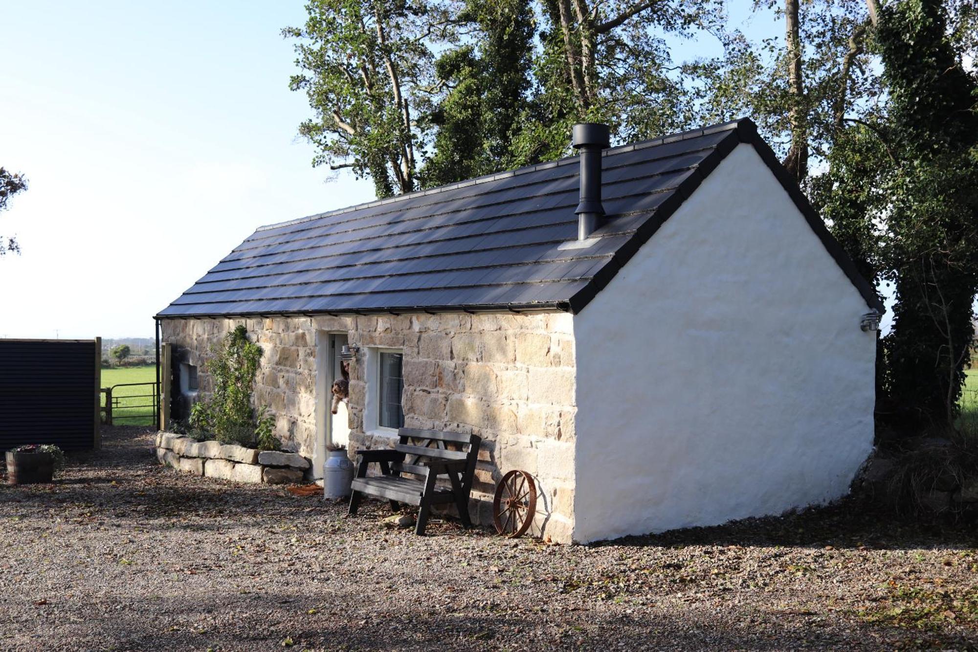 Cosy Couples Retreat At The Coop With Hot Tub Vila Kilkeel Exterior foto